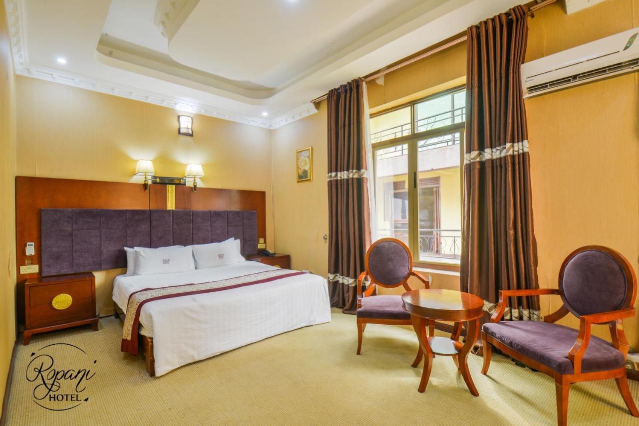 Ropani Hotel Kitende Eksteriør bilde