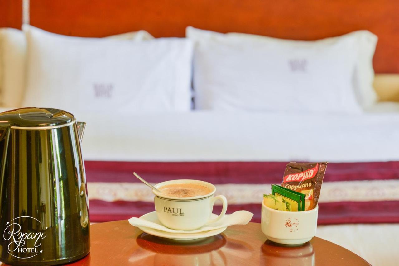 Ropani Hotel Kitende Eksteriør bilde